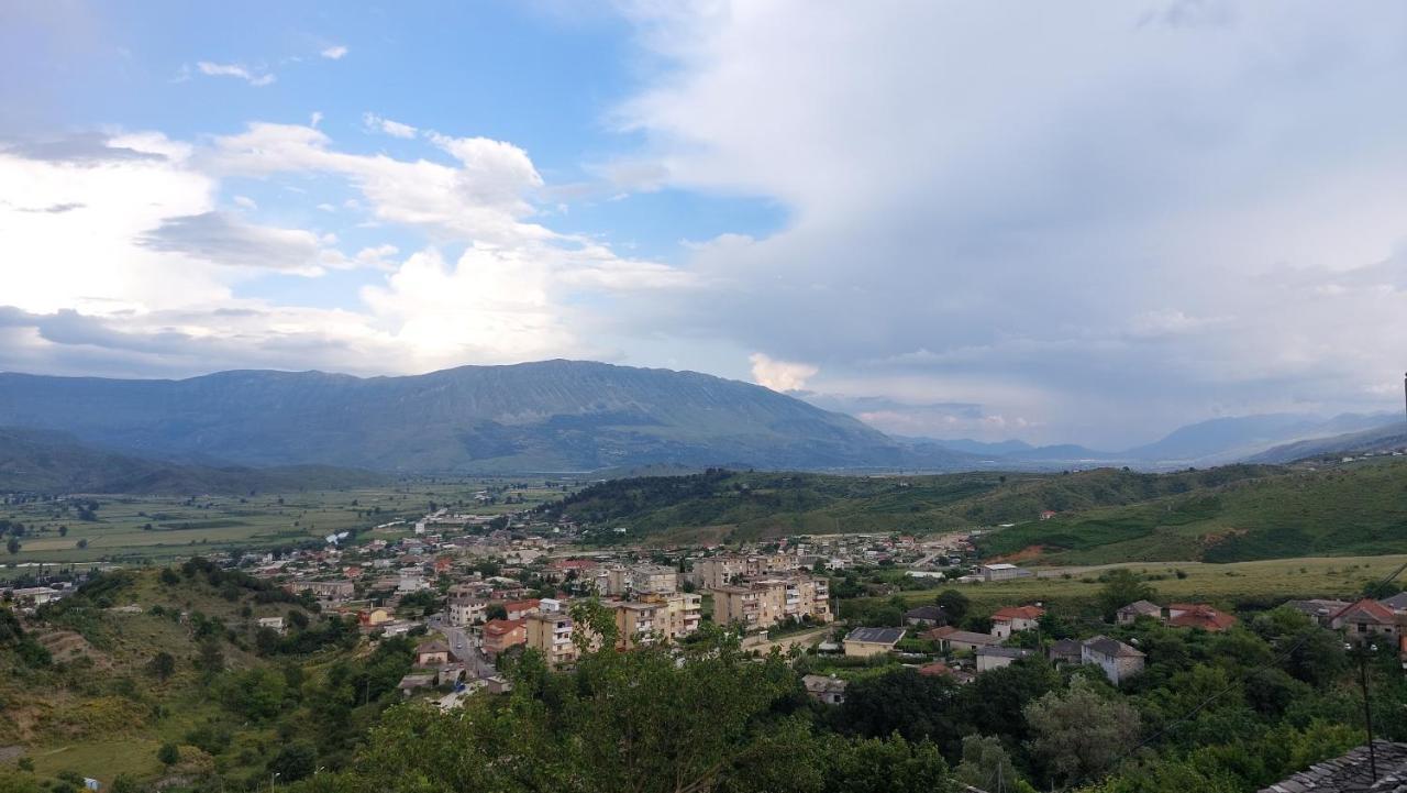 Relax Guesthouse Gjirokaster Exterior photo